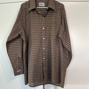 Above Average men’s dress casual button Down shirt